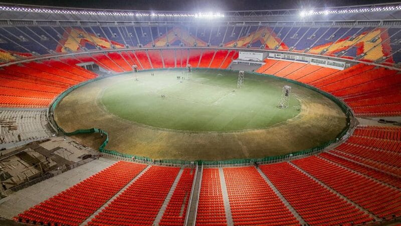 Um grande estádio na ásia